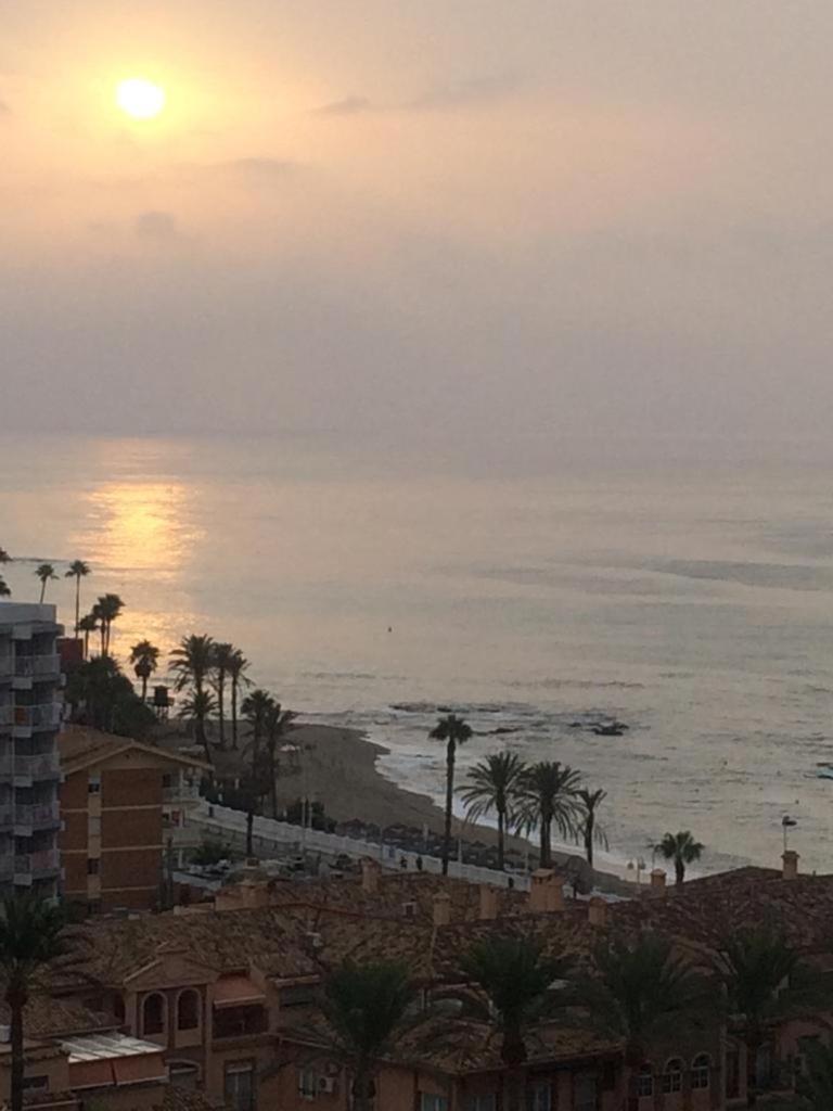Ferienwohnung Estudio Recien Reformado En Primera Linea De Playa Benalmádena Exterior foto