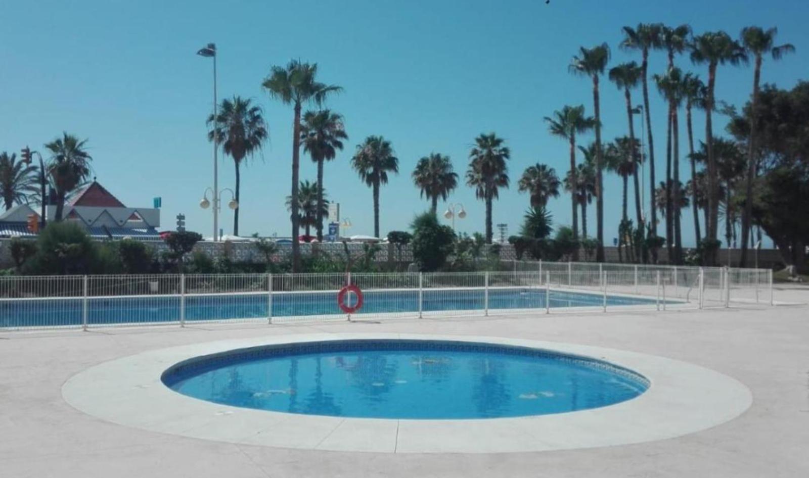 Ferienwohnung Estudio Recien Reformado En Primera Linea De Playa Benalmádena Exterior foto